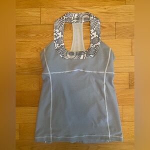 Lululemon Women’s Gray Layered Sports Bra Scoop Neck Tank || Size: 6